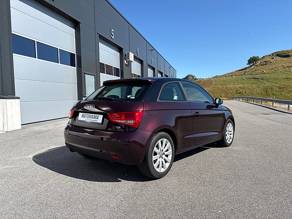 Audi A1 3 of 28