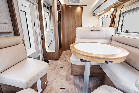 Hymer B780ML | Hydr. støtteben | Alde | Solceller | Litium | AC | 3 of 5