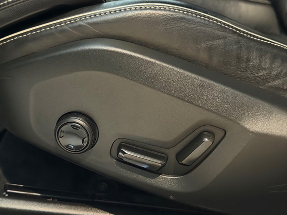 Volvo V90 26 of 30
