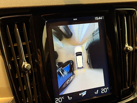 Volvo V90 23 of 30