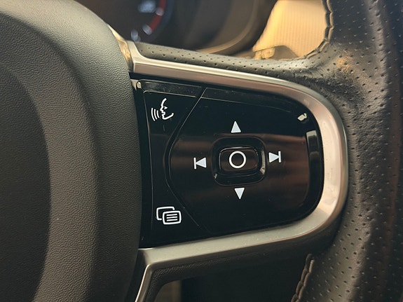 Volvo V90 12 of 30