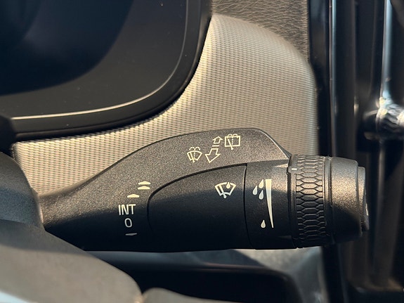Volvo V90 14 of 30