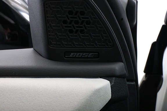Nissan Ariya 14 of 30