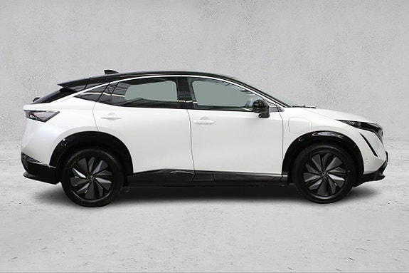 Nissan Ariya 8 of 30