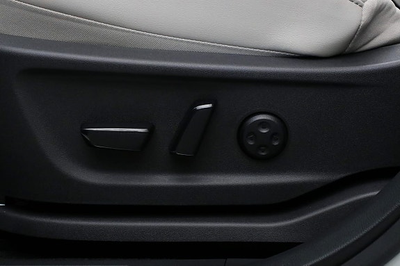 Nissan Ariya 12 of 30