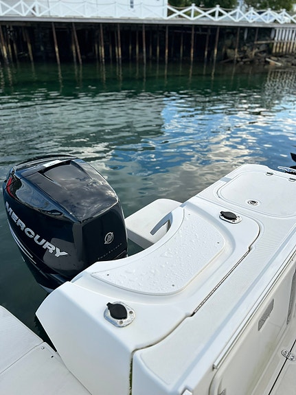 Quicksilver 755 Pilothouse 7 of 30