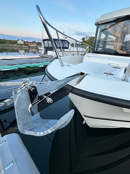 Quicksilver 755 Pilothouse 30 of 30