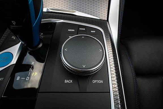 BMW i4 19 of 30
