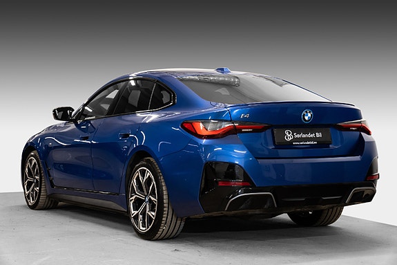 BMW i4 4 of 30