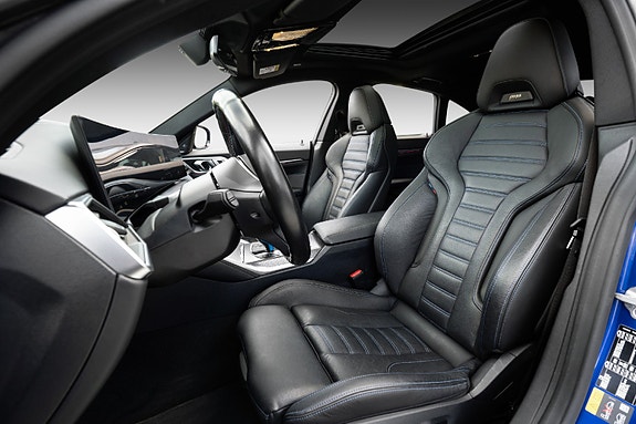 BMW i4 8 of 30