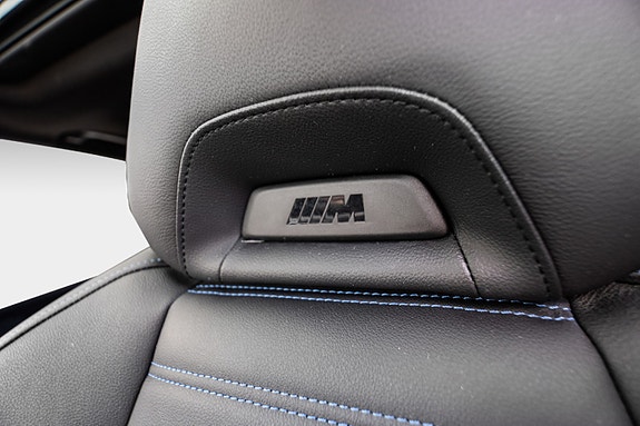 BMW i4 29 of 30