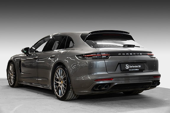 Porsche Panamera 4 of 5