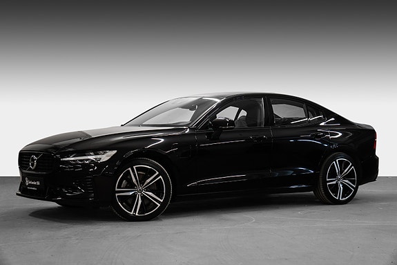 Volvo S60 4 of 5