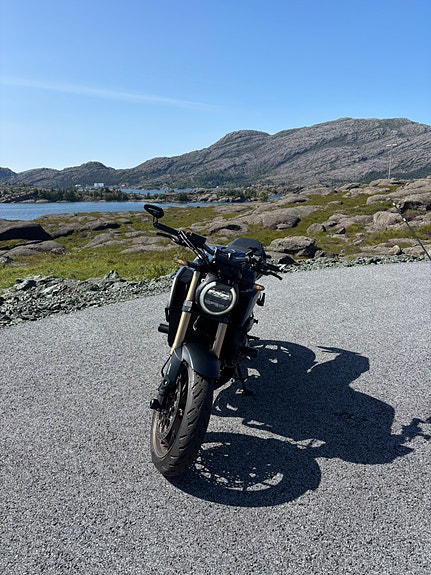 Honda CB 650 R 4 of 8