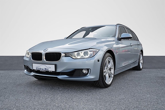 BMW 328i 2 of 26