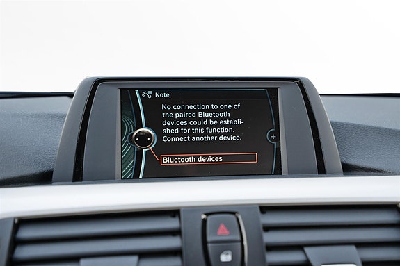 BMW 328i 18 of 26