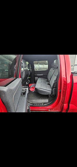 Ford F-150 5 of 5