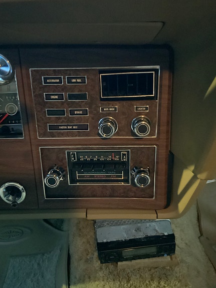 Lincoln Continental 21 of 30