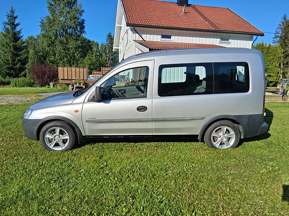 Opel Combo 3 of 5