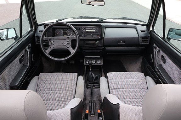 Volkswagen Golf I 12 of 30