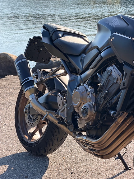 Honda CB 650 R 5 of 28