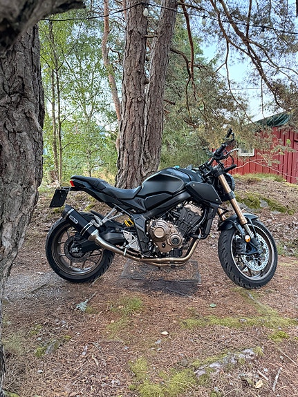 Honda CB 650 R 23 of 28