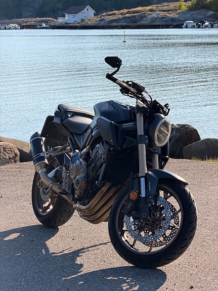 Honda CB 650 R 3 of 28