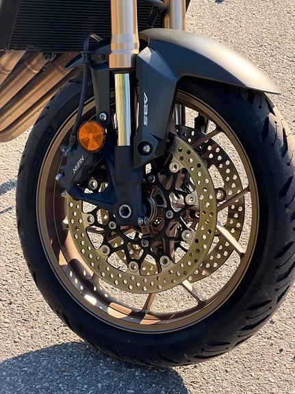 Honda CB 650 R 7 of 28