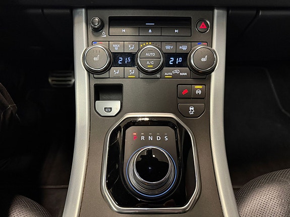 Land Rover Range Rover Evoque 19 of 24