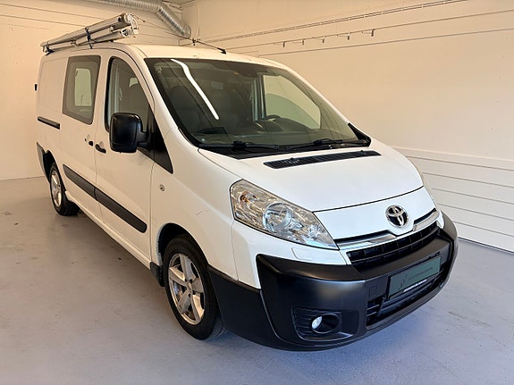 Toyota Proace 2 of 5