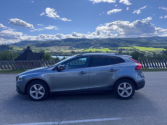 Volvo V40 Cross Country 5 of 5