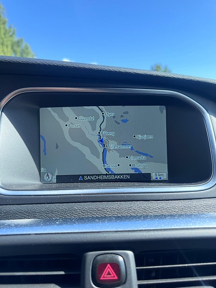 Volvo V40 Cross Country 18 of 23