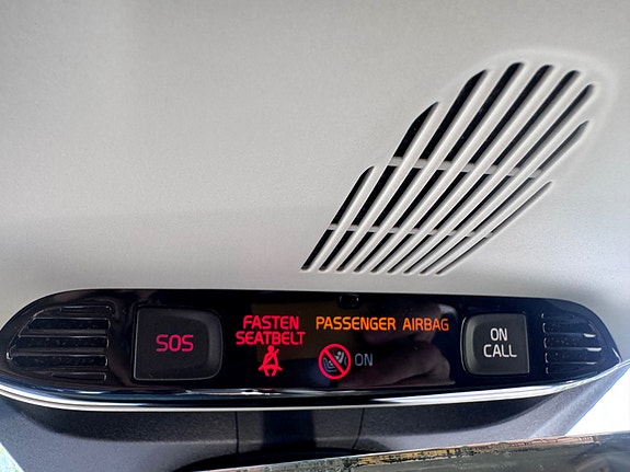 Volvo V40 Cross Country 23 of 23