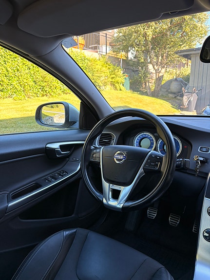 Volvo S60 23 of 29