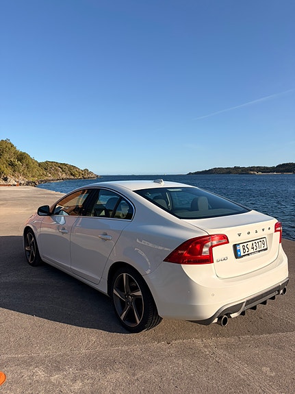 Volvo S60 9 of 29