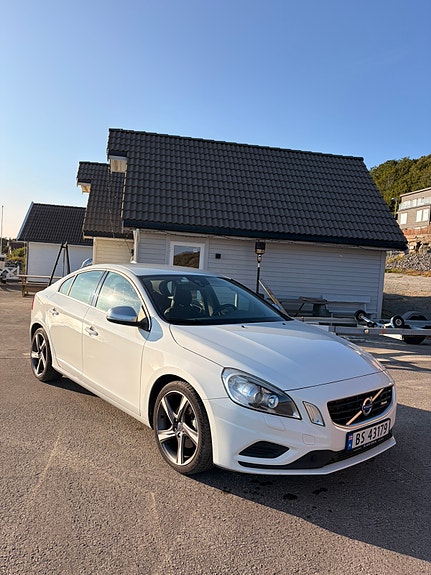 Volvo S60 12 of 29
