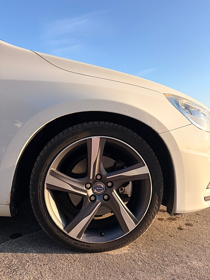 Volvo S60 13 of 29