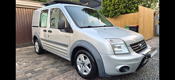 Ford Transit Connect 3 of 5