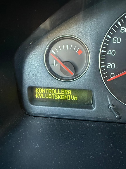 Volvo XC70 11 of 14