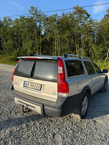 Volvo XC70 4 of 5