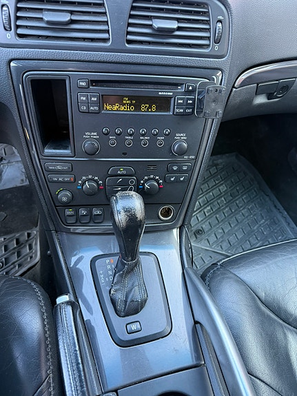 Volvo XC70 9 of 14