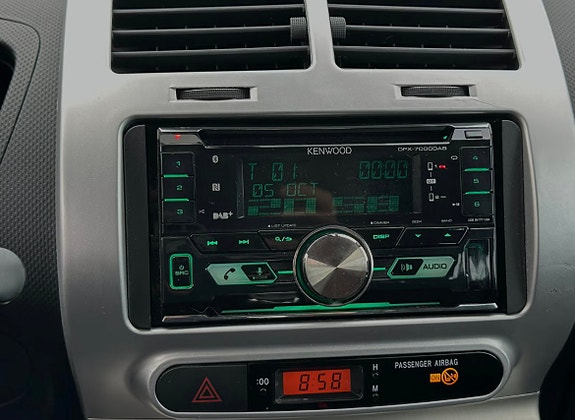 Toyota Urban Cruiser 11 of 18