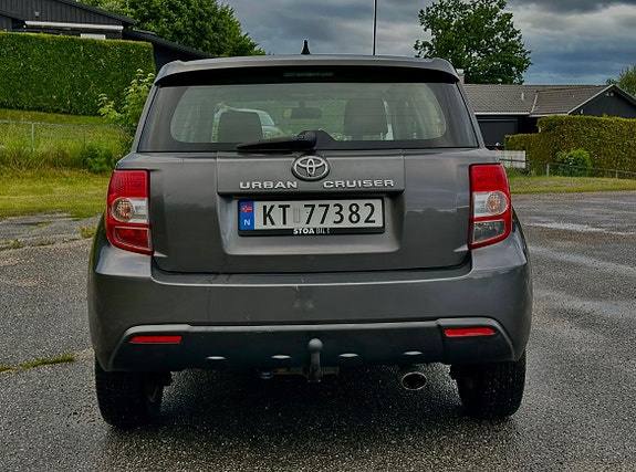 Toyota Urban Cruiser 4 of 18