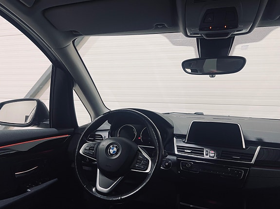 BMW 225xe 19 of 30