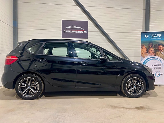 BMW 225xe 8 of 30