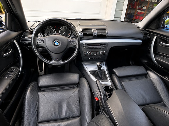 BMW 118i 11 of 30