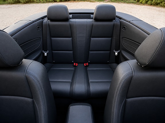 BMW 118i 9 of 30