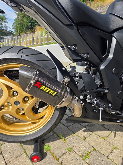 Honda CB 1000 R 11 of 13