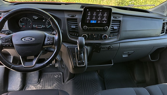 Ford Transit 9 of 24