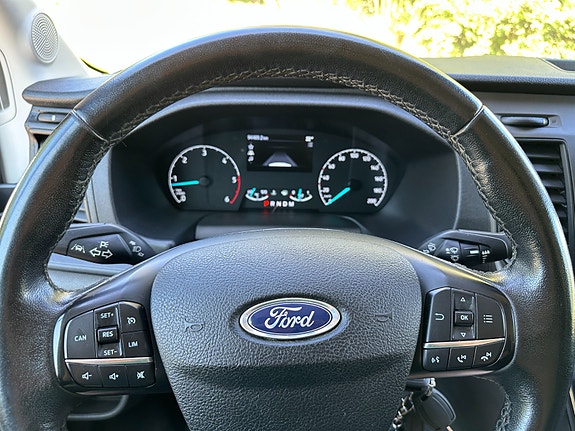 Ford Transit 14 of 24
